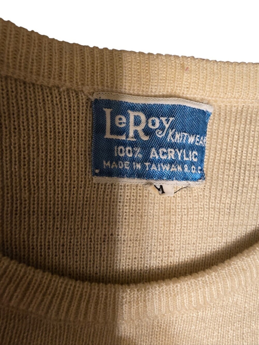 70s LeRoy Knitwear Embroidered Turtle & Bunny Sweater Cream M - Picture 7 of 11